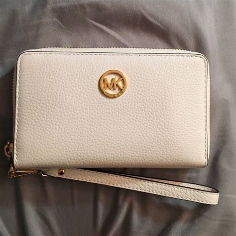 michael kors wristlet wallet strap replacement|Michael Kors white wallet small.